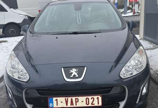Peugeot SW 1.6 e-HDi Access STT