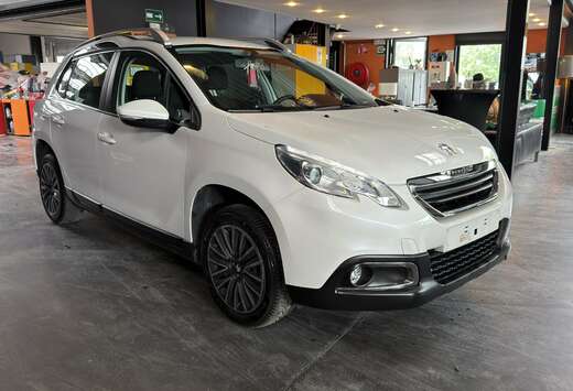 Peugeot 2008 1.2 ALLURE S/12 mois de garantie