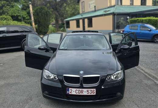 BMW 318i Exclusive Line