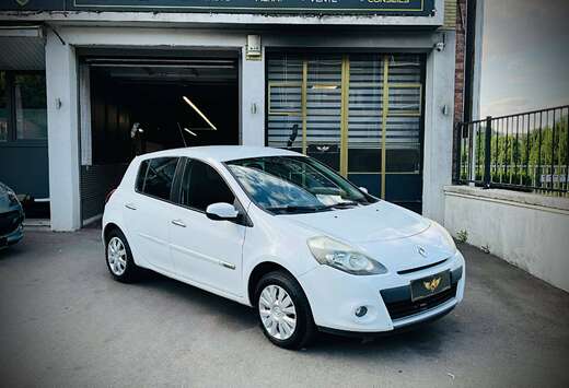 Renault Clio 1.2i Authentique