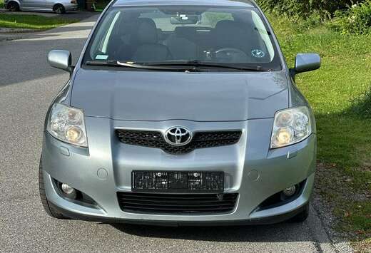 Toyota Auris 1.6i Dual VVT-i Linea Sol Pack MM