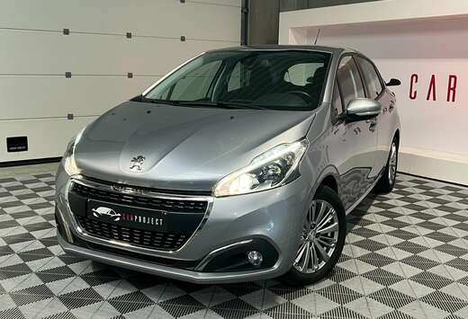 Peugeot 1.2i Signature/GPS/CARPLAY/CLIM/PDC ARR/JA