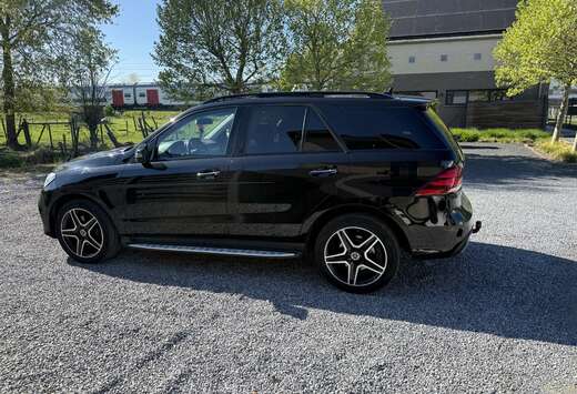 Mercedes-Benz d 4Matic 9G-TRONIC AMG Line