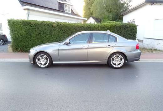 BMW 325i