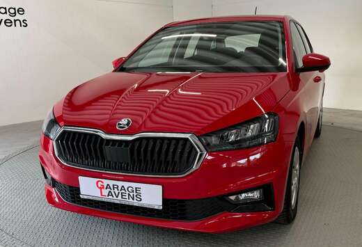 Skoda Fabia 1.0i Selection CARPLAY PDC DIG. COMBI