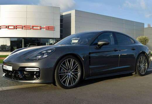 Porsche Panamera 4S