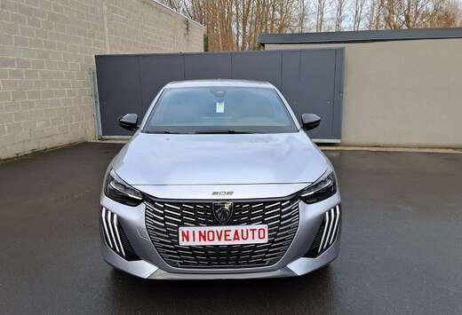 Peugeot GT-LINE CARPLAY 360CAMERA AIRCO SFEERVERLICHT