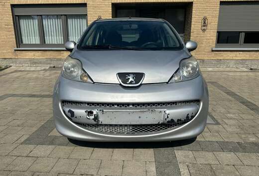 Peugeot 107 1.0i Urban