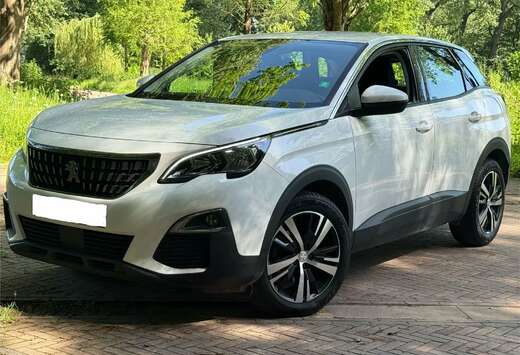 Peugeot 1.2 PureTech Allure Full Service.