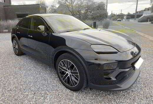 Porsche e-Macan 100 kWh 4