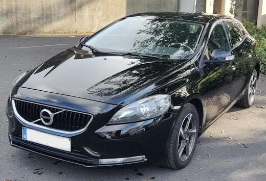 Volvo V40 D2 Momentum