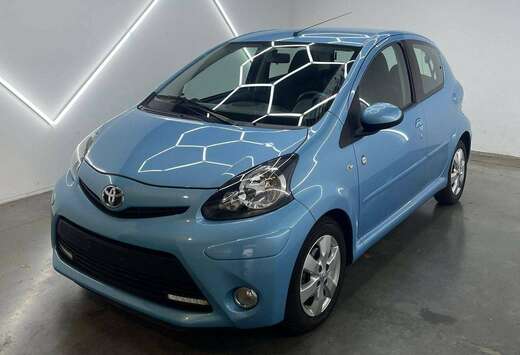 Toyota Aygo 1.0i Color Edition AIRCO/ PARKEERSENSOREN