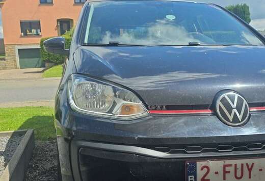 Volkswagen 1.0i Black Style