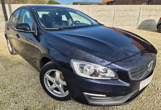 Volvo 2.0 D2 Kinetic//GPS/CLIM/USB/GARANTIE 12 MOIS