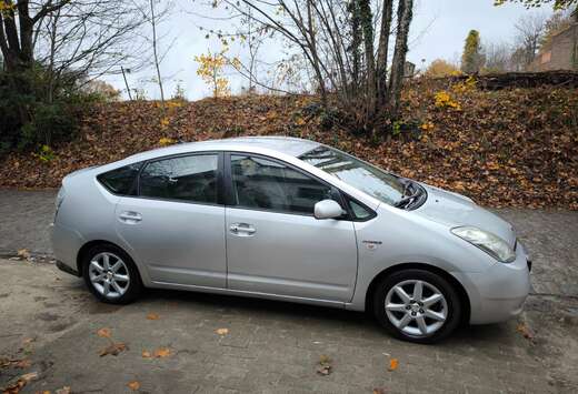 Toyota Prius Hybrid 1.5i VVT-i 16v THS Sol Pack