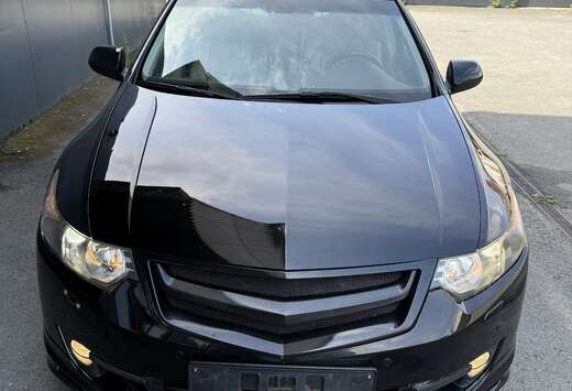 Honda 2.2i Aero Deck ES