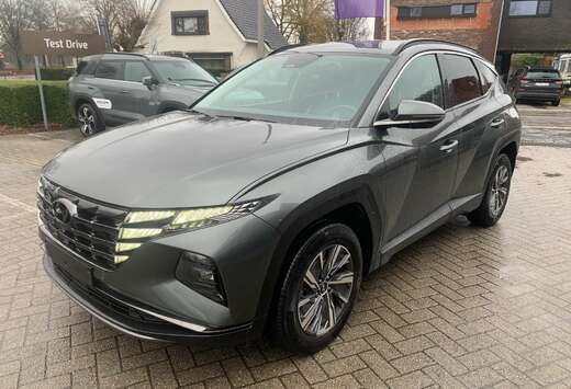 Hyundai T-GDi Feel HEV 6AT