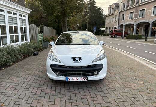 Peugeot CC 120 VTi Automatik Allure