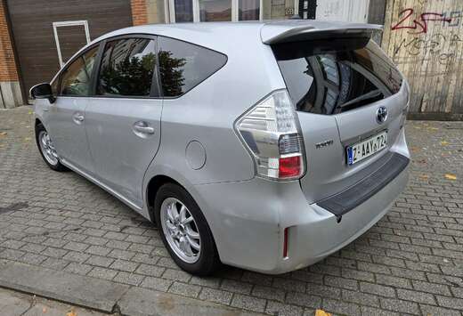 Toyota Grand 1.8i VVT-i Hybrid Premium