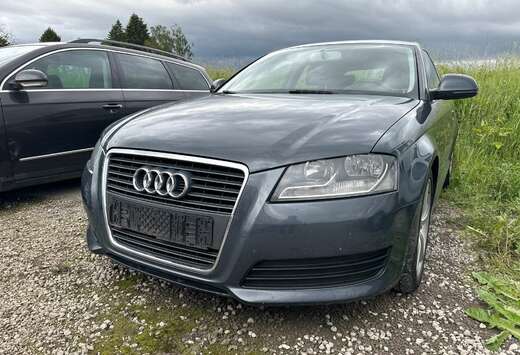 Audi 2.0 TDi 16v Ambiente DPF 111000km