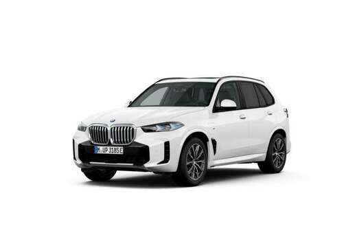 BMW xDrive50e M Sport  TOWB  PANO  H&K  360