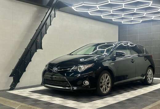 Toyota Auris HEV 1.8i HSD*CAMERA * GPS * GARANTIE**