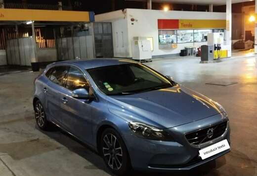 Volvo D2 Momentum 120