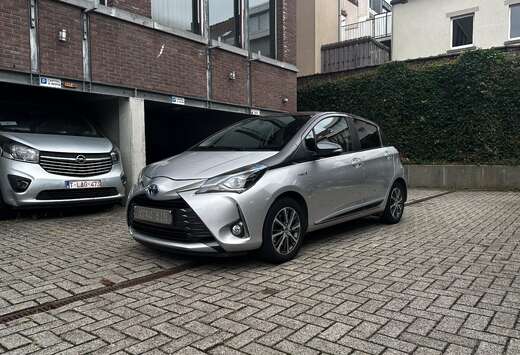 Toyota Hybrid 1.5 VVT-i Y20 Club / AUTO / GPS & BT /  ...