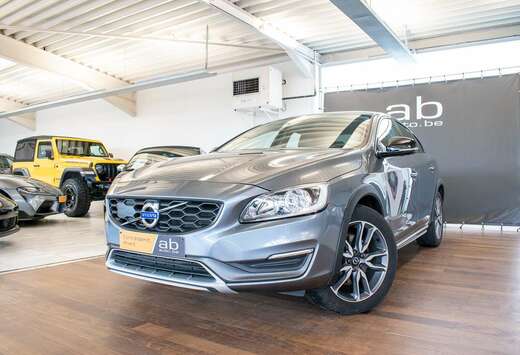 Volvo D4 XC CROSSCOUNTRY *SUMMUM*, AUTOM, NAVI, BT, P ...