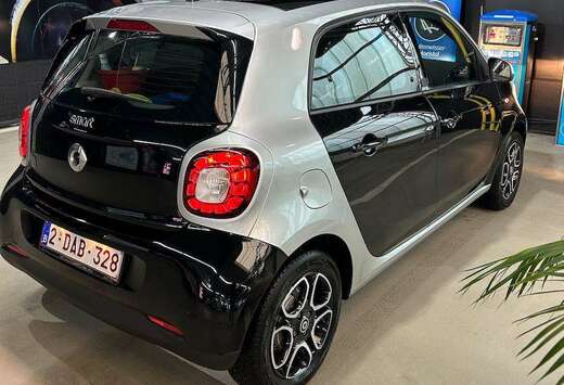 Smart smart forfour EQprime - Panodak en parkeercamer ...