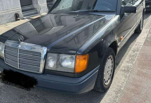Mercedes-Benz W124 300D Automatic