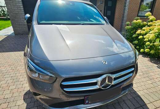 Mercedes-Benz B 180 Luxury Line