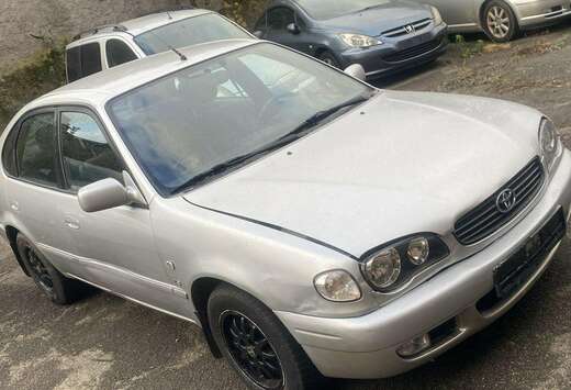 Toyota 1.6i VVT-i 16v Linea Sol