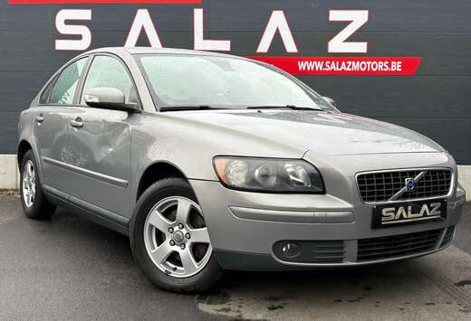 Volvo S40 1.6 Turbo - D/MARCHAND/EXPORT/
