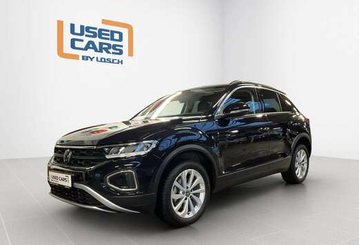 Volkswagen Life+DSG+RearView+LED