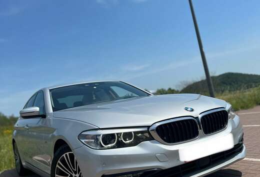 BMW 520d Aut. Sport Line CARPLAY/CAMERA