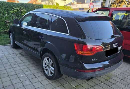 Audi Q7 3.0 TDi V6 24v S line Tiptronic