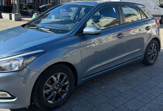 Hyundai 1.2i Air Special Edition Play