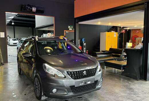 Peugeot 1.2 AUTOMATIQUE - A/C - MEDIA/TEL - NAVI - LI ...