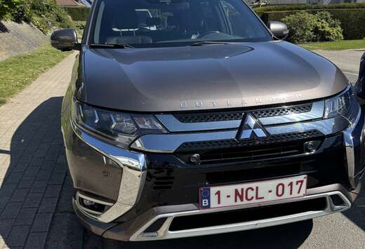 Mitsubishi PHEV Instyle Full Option