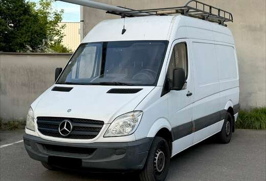 Mercedes-Benz 311 2.1 CDI A2H2