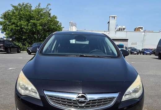 Opel 1.4 Benzine  2010  150.000 km