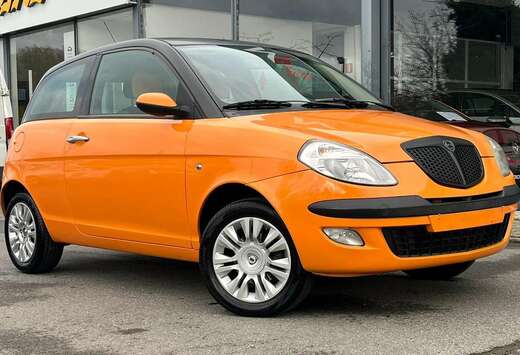Lancia  Ypsilon 1.2i 16v MomoDesign