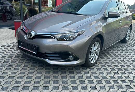 Toyota 1.2 Turbo *** KEY LESS * GPS * CAMERA ***