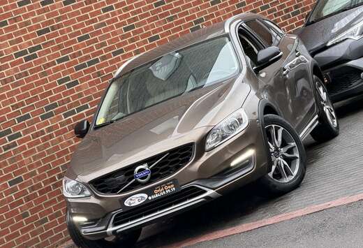 Volvo / 1ERE PROPRIÉTÉ CARNET D’ENTRETIEN/