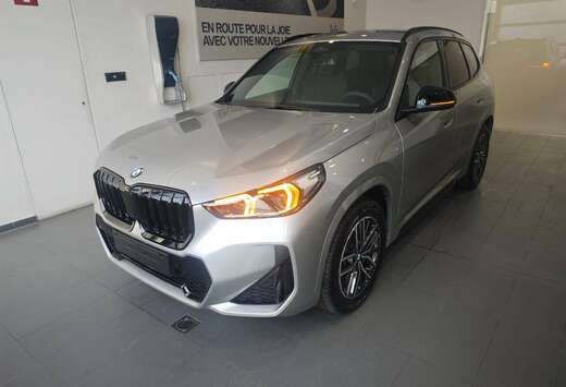 BMW X1 1.5iA sDrive18 Pack M - Shadow Look