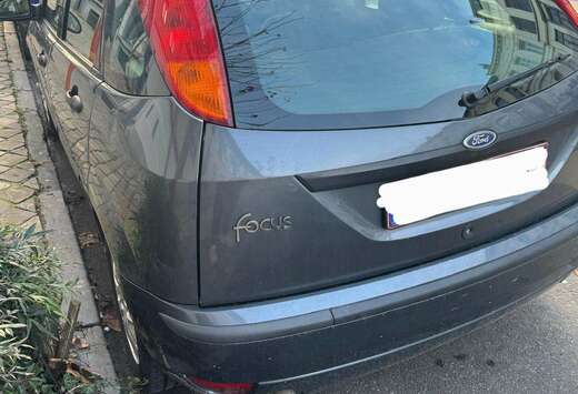 Ford 1.8i E 16v Trend