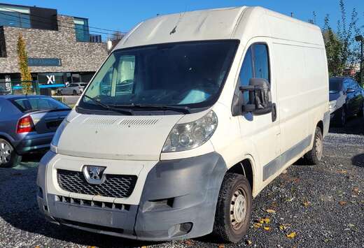 Peugeot 2.2HDI 96kw/130pk L2H2 2012  EERST LEZEN