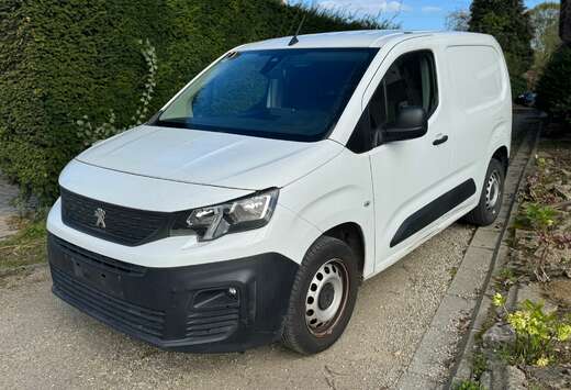 Peugeot 1.5HDI / 133.500km / Carplay / Euro 6d