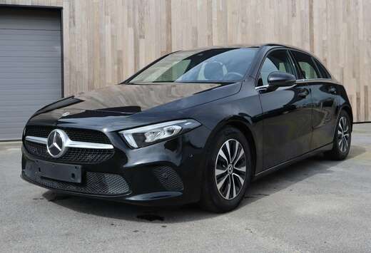 Mercedes-Benz BENZINE - AUTOMAAT - FACE-LIFT
